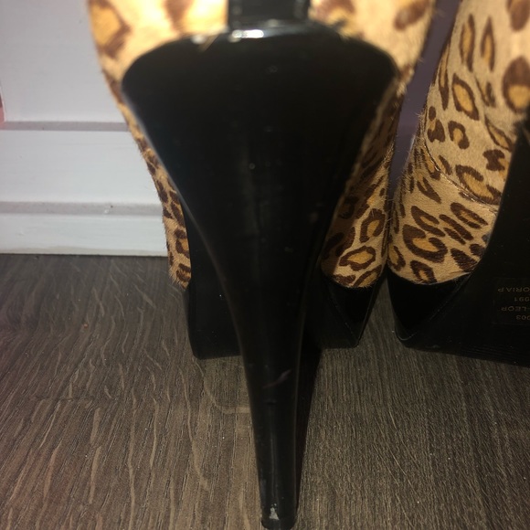Leopard Heels 7.5 Bakers Shoes - Picture 6 of 8